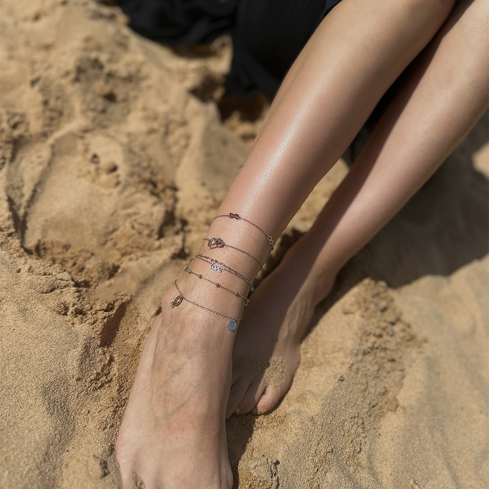 Fußkettchen am Strand