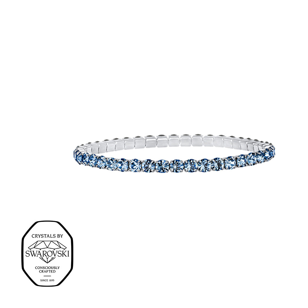 Schmales Armband mit blauen Swarovski® Kristallen – filigraner hochwertiger Modeschmuck von Crystalp