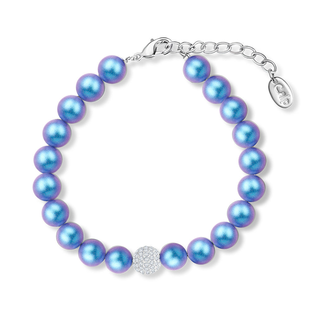 Elegantes, blaues Perlenarmband mit funkelnder Kristallkugel und silbernem Verschluss von Crystalp