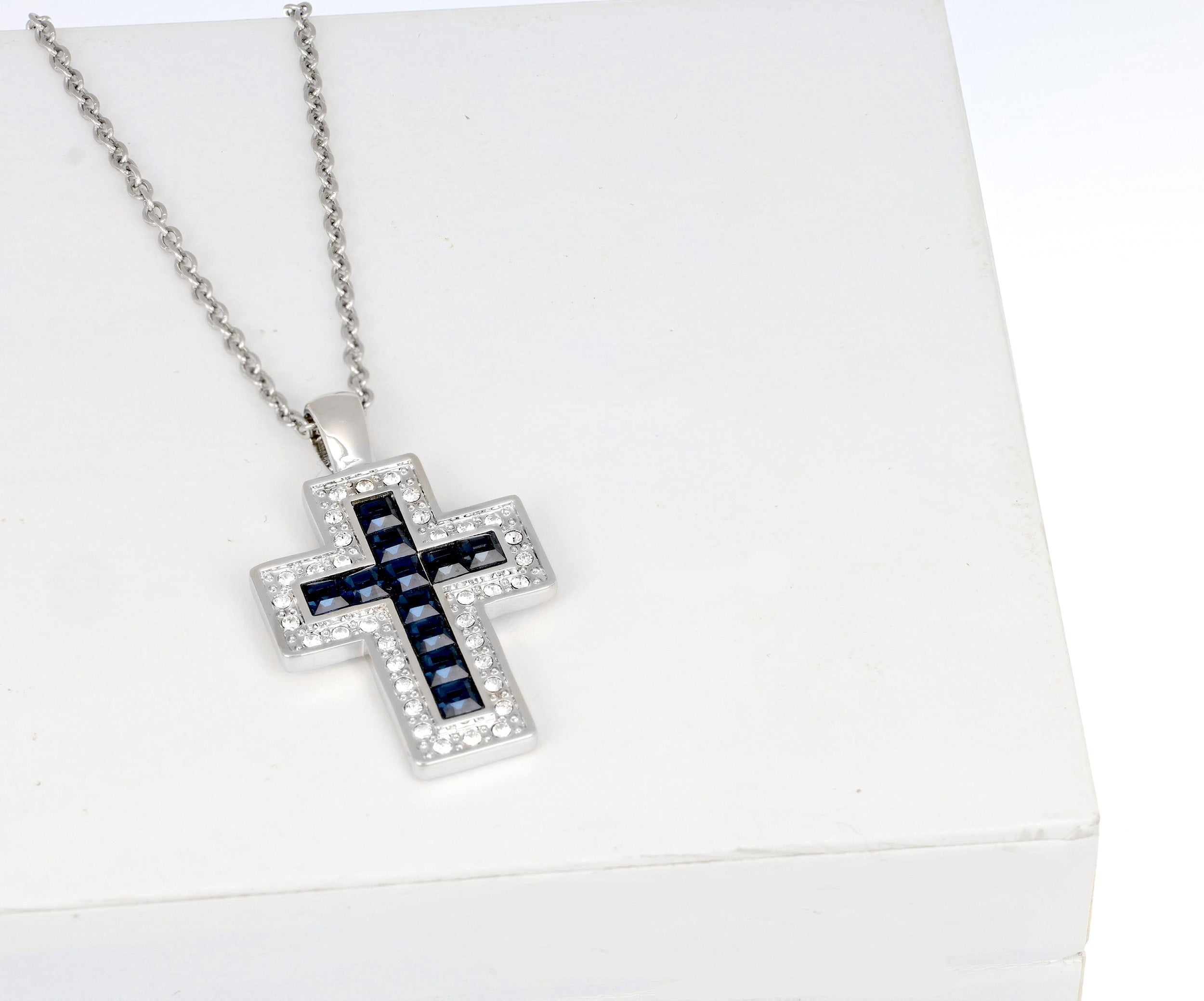 Frame Cross Pendant - crystalpjewelry