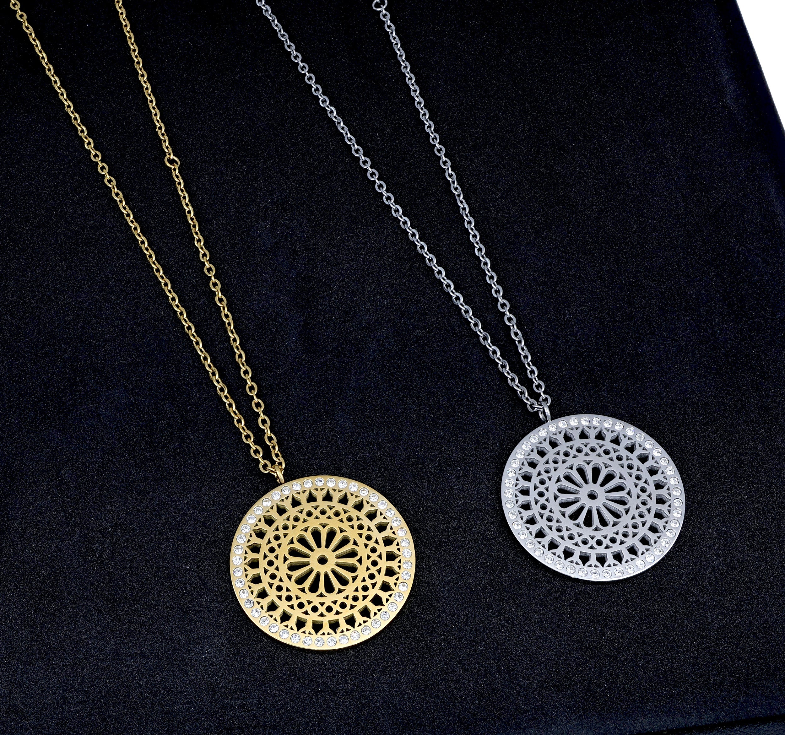 assisi divine long Pendant in beiden Varianten