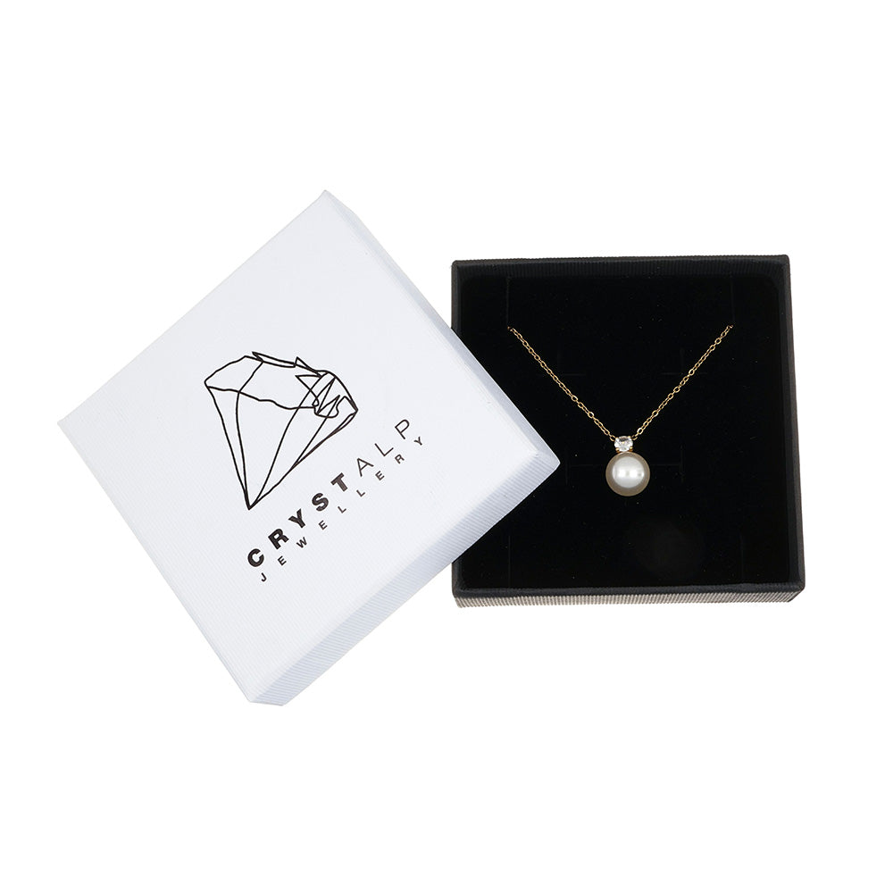 lune blanche pearl pendant