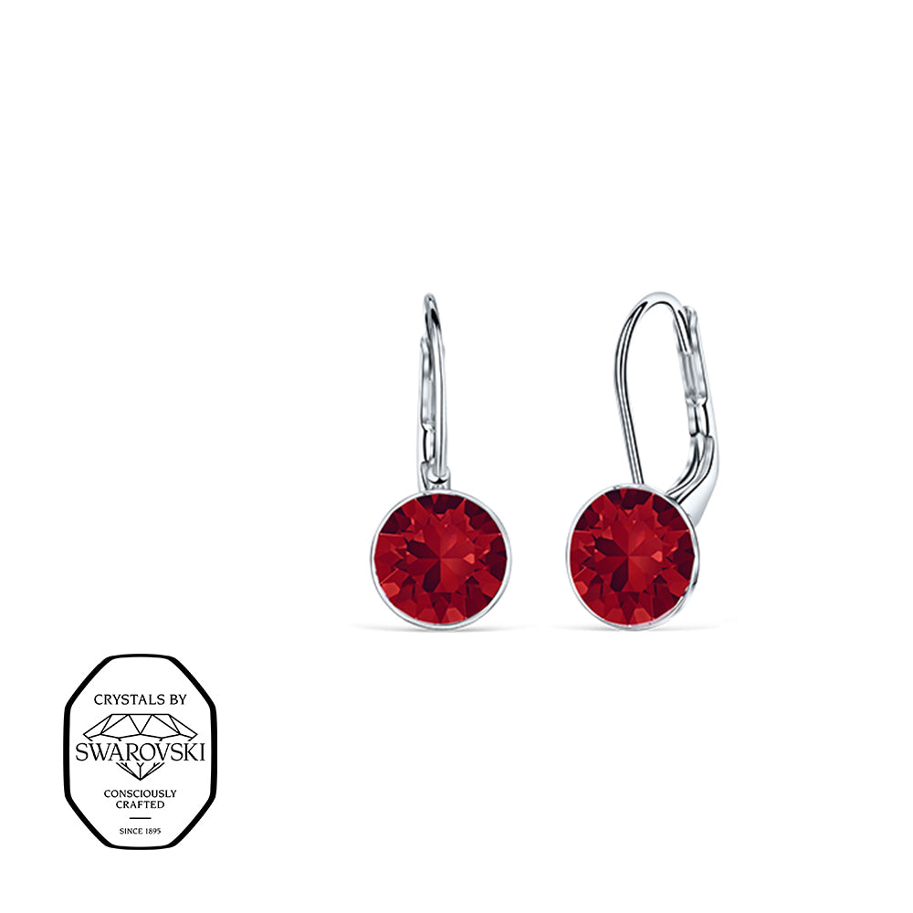 Silberne Ohrhänger mit Swarovski® Kristallen in Siam Rot, elegante Ohrringe mit tiefrotem Funkeln.
