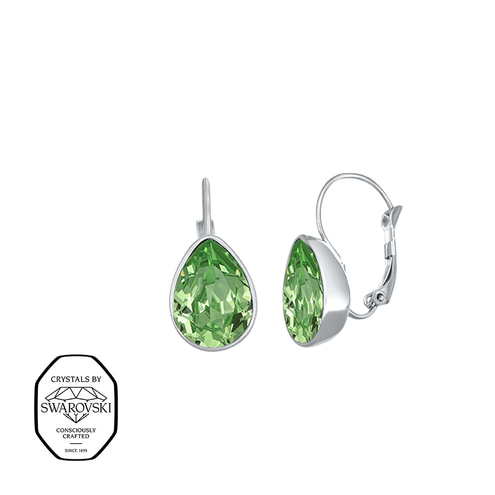 Elegante Ohrhänger mit Swarovski® Kristallen in Tropfenform – funkelnde Ohrhänger in Peridotgrün mit silberfarbener Fassung.