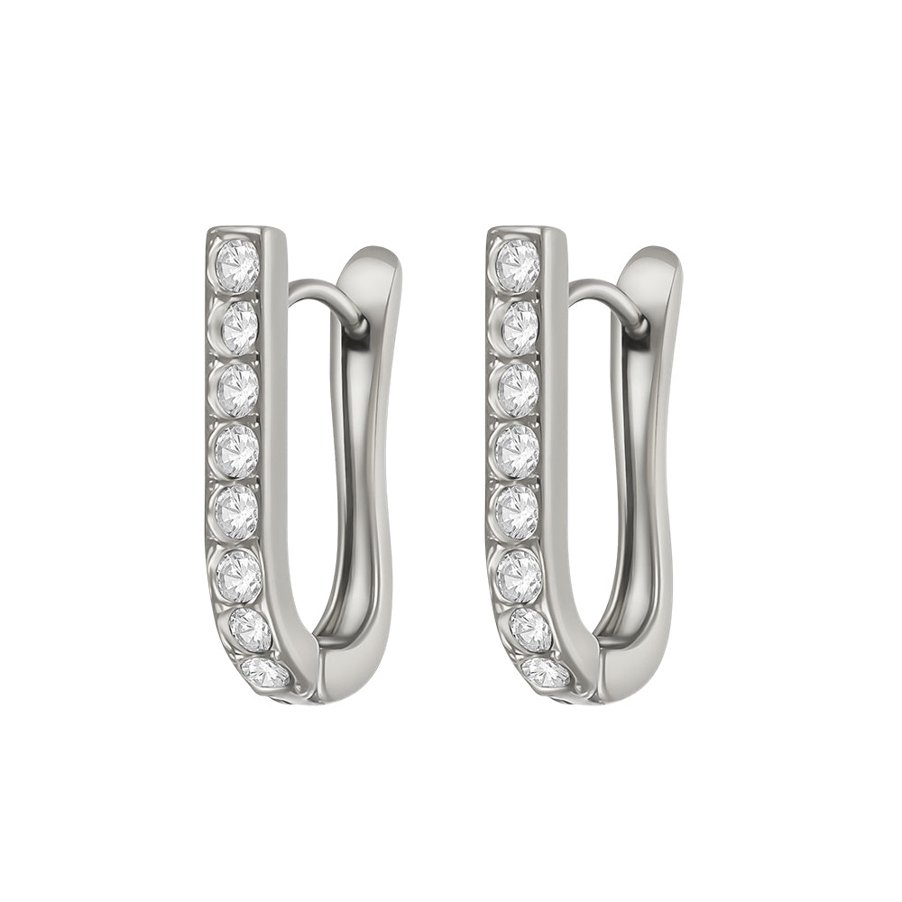 Elegante silberfarbene Creolen mit klaren Kristallen in geradlinigem Design