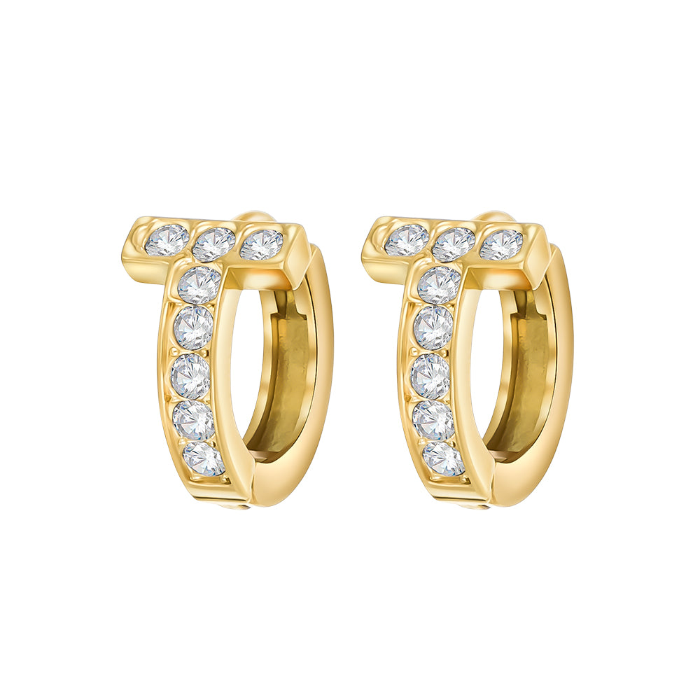 Moderne goldfarbene Creolen mit funkelnden Kristallen in eleganter T-Form