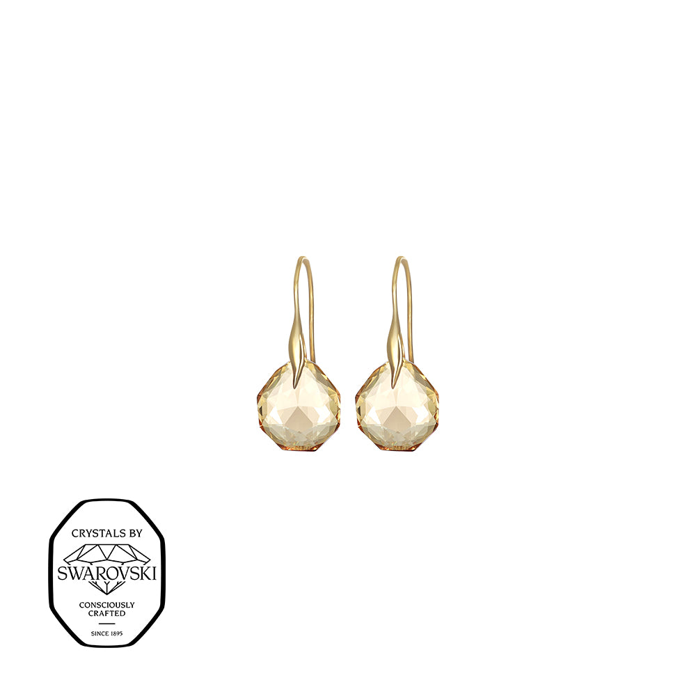 Goldfarbene Ohrringe mit champagnerfarbenem, facettiertem Kristall, mit Swarovski® Kristallen verziert.