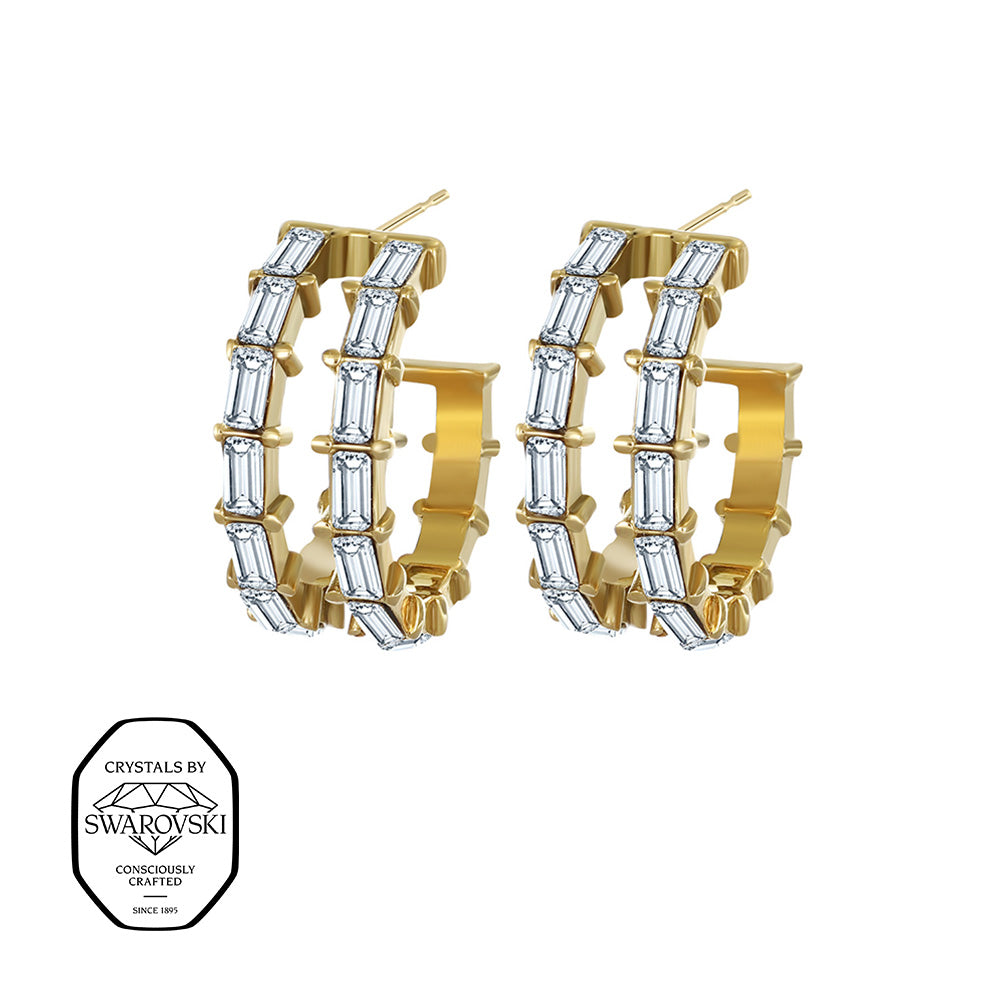 Goldene Creolen mit rechteckigen Steinen im Baguette-Schliff, mit Swarovski® Kristallen verziert.