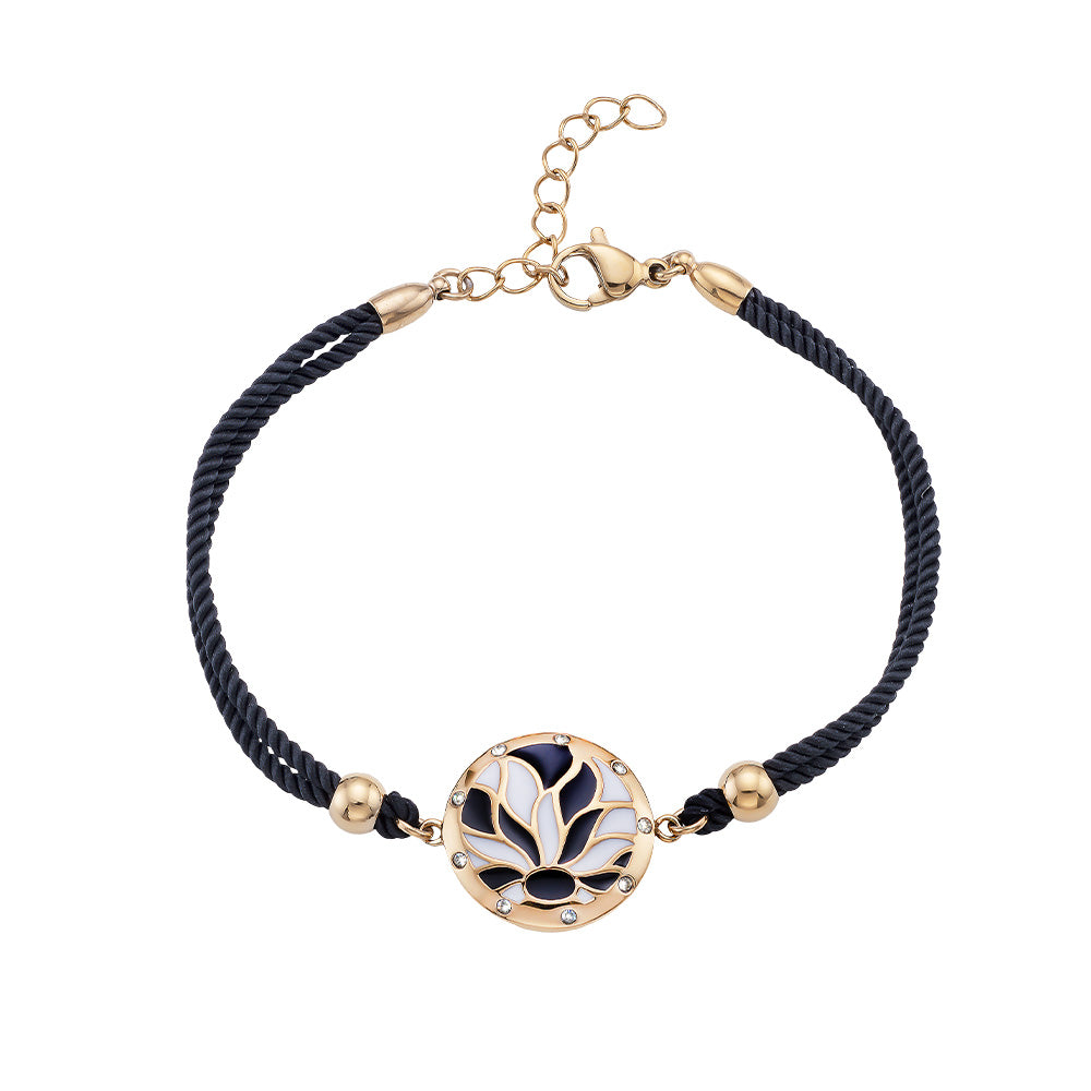 Schwarzes Armband mit goldfarbenem Lotus-Medaillon und Kristallakzenten – hochwertiger Modeschmuck von Crystalp
