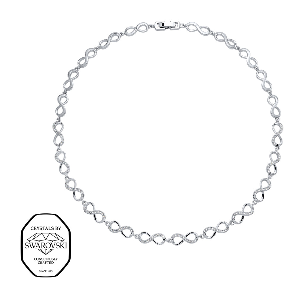Elegante Halskette mit Unendlichkeitszeichen und funkelnden Swarovski® Kristallen in Silber
