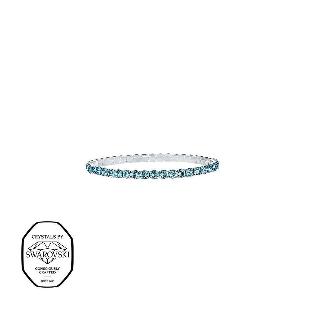 Schmales Armband mit blauen Swarovski® Kristallen – filigraner hochwertiger Modeschmuck von Crystalp