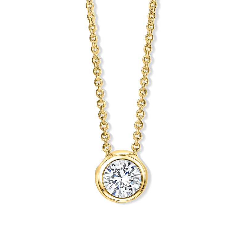 Round solitaire pendant with chain