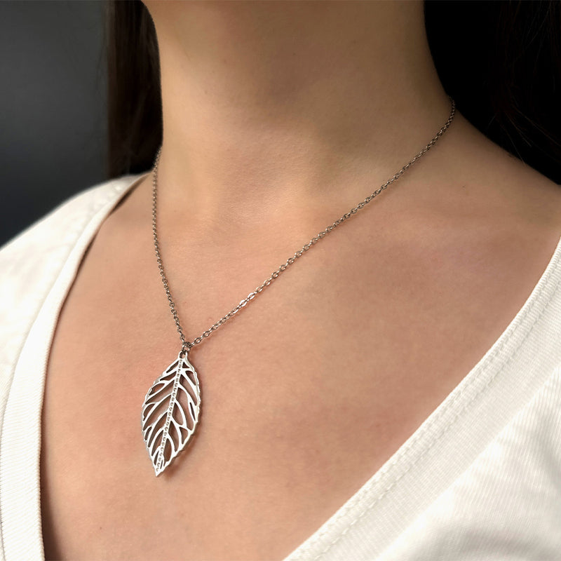 Nature leaf pendant