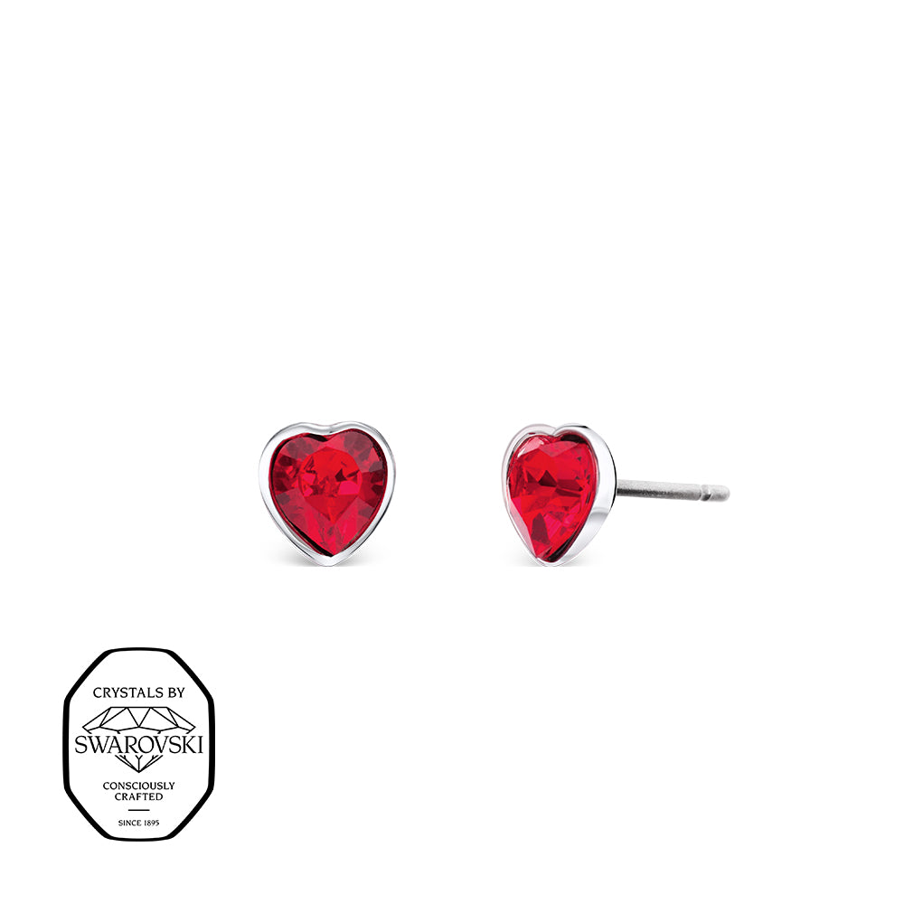 Herzförmige Ohrstecker mit Swarovski® Kristallen in Rot