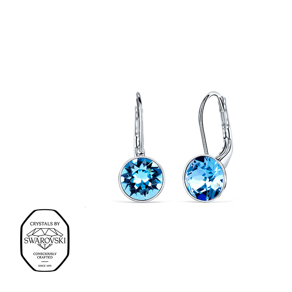 Silberne Ohrhänger mit Swarovski® Aquamarin Kristallen, funkelnde Ohrringe in Blau.