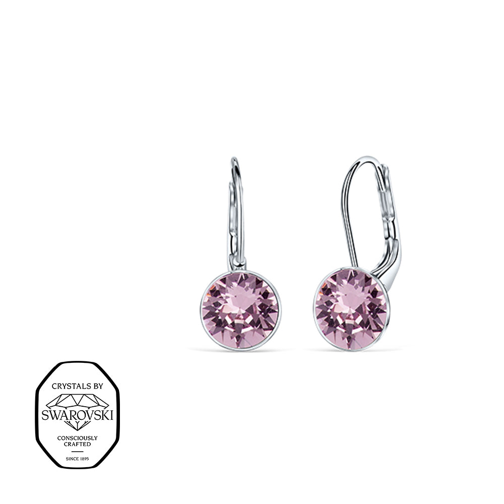 Elegante Ohrhänger mit Swarovski® Kristallen in Light Amethyst, silberfarbene Ohrringe mit lila Glanz.