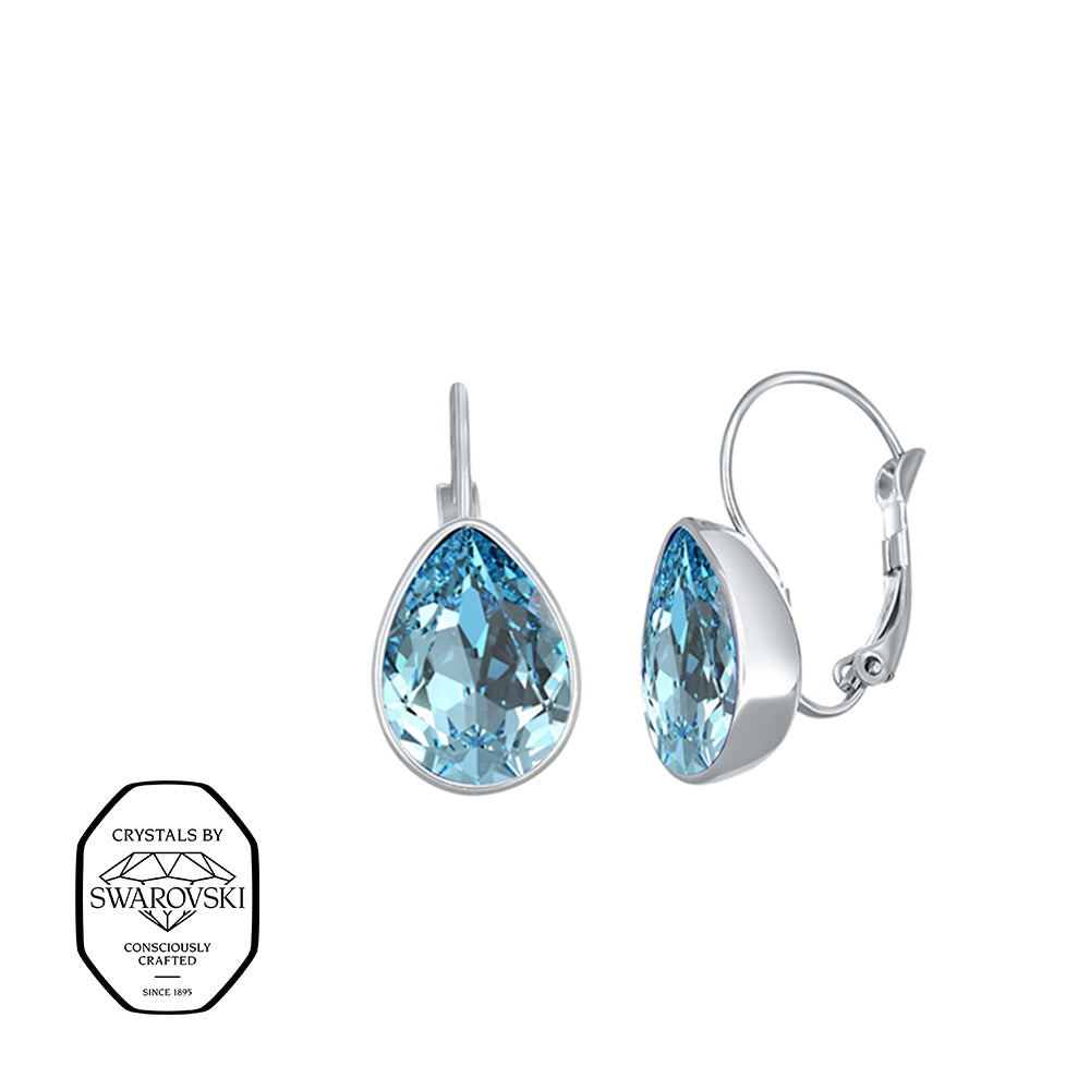 Elegante Ohrhänger mit Swarovski® Kristallen in Tropfenform – funkelnde Ohrringe in Aquamarinblau.