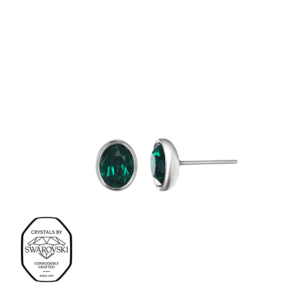 Silberne Ohrstecker mit ovalen, grünen Steinen, mit Swarovski® Kristallen verziert.
