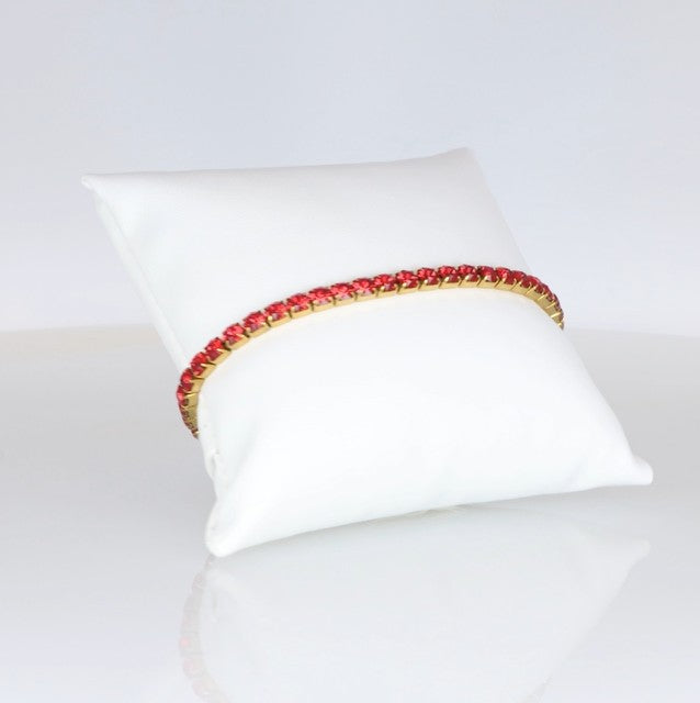 Crystalp Aura Elastic Bracelet aus Edelstahl in Gold, elastisches Armband mit roten Swarovski® Kristallen verziert