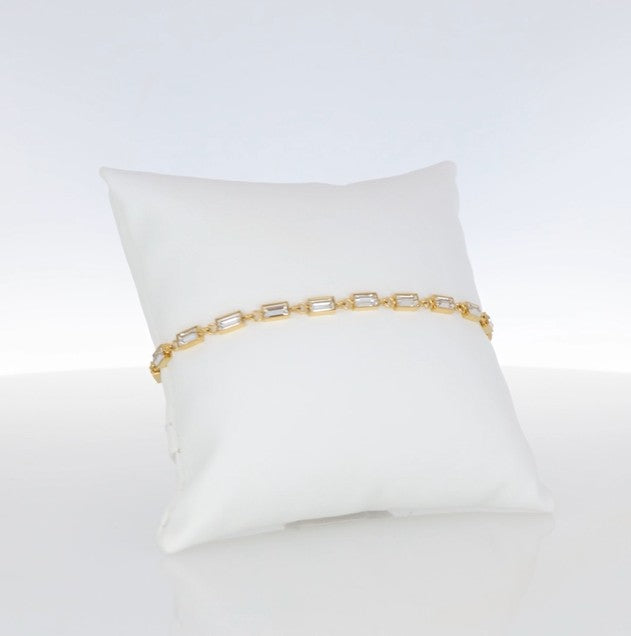 Crystalp Lustre Bracelet aus Edelstahl in Gold, elegantes Armband mit Swarovski® Kristallen verziert