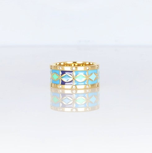 Edelstahl Ring gold mit blauer und grüner Emaille verziert mit Kristallen inspiriert von Al Andalus Ornamentkunst