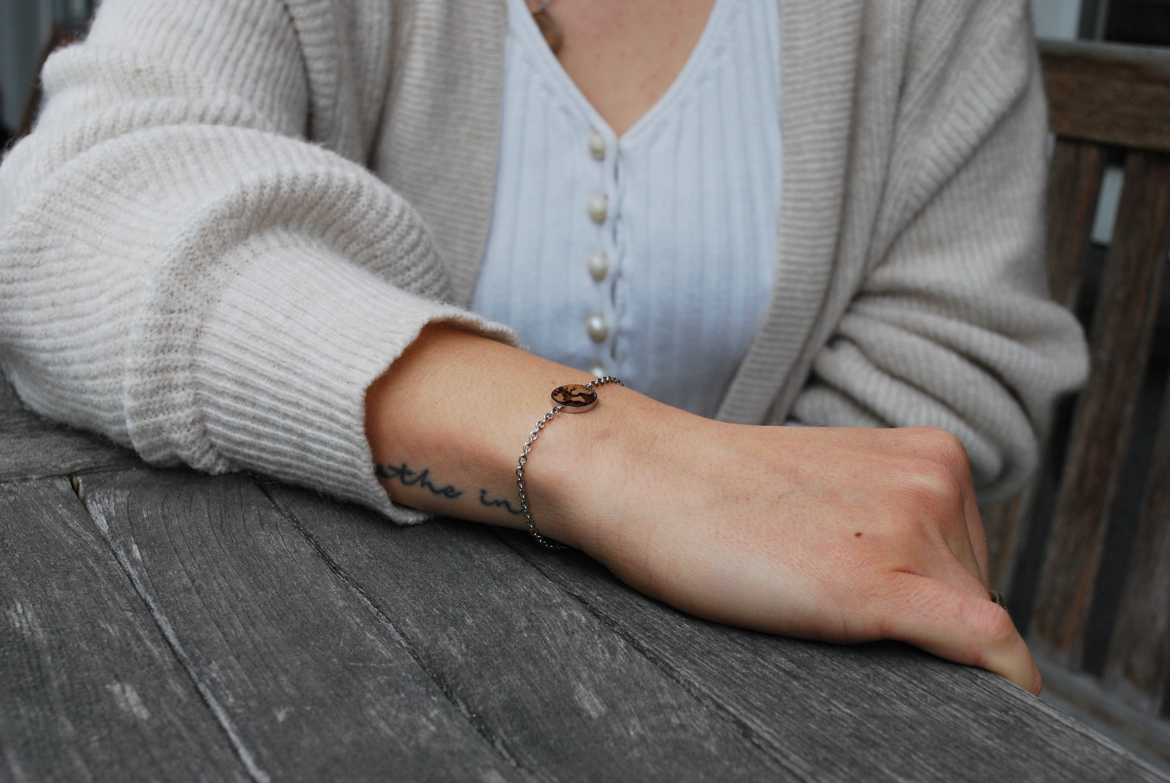 Wooden earth bracelet - crystalpjewelry